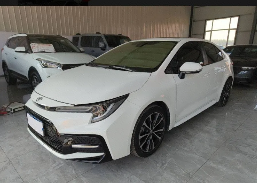 打开图片灯箱:Toyota 2022 Lei Ling 1.2T Stepless 185T Sports Edition Automatic Gear