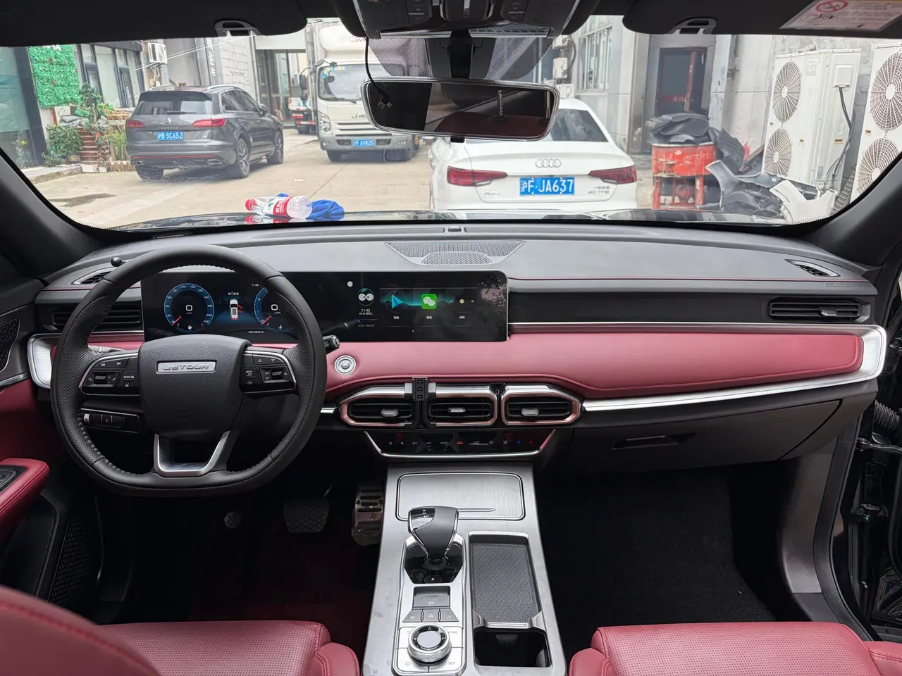 Jetour 2023 X70 PLUS 1.5T Brave PLUS7 Automatic Gear 7