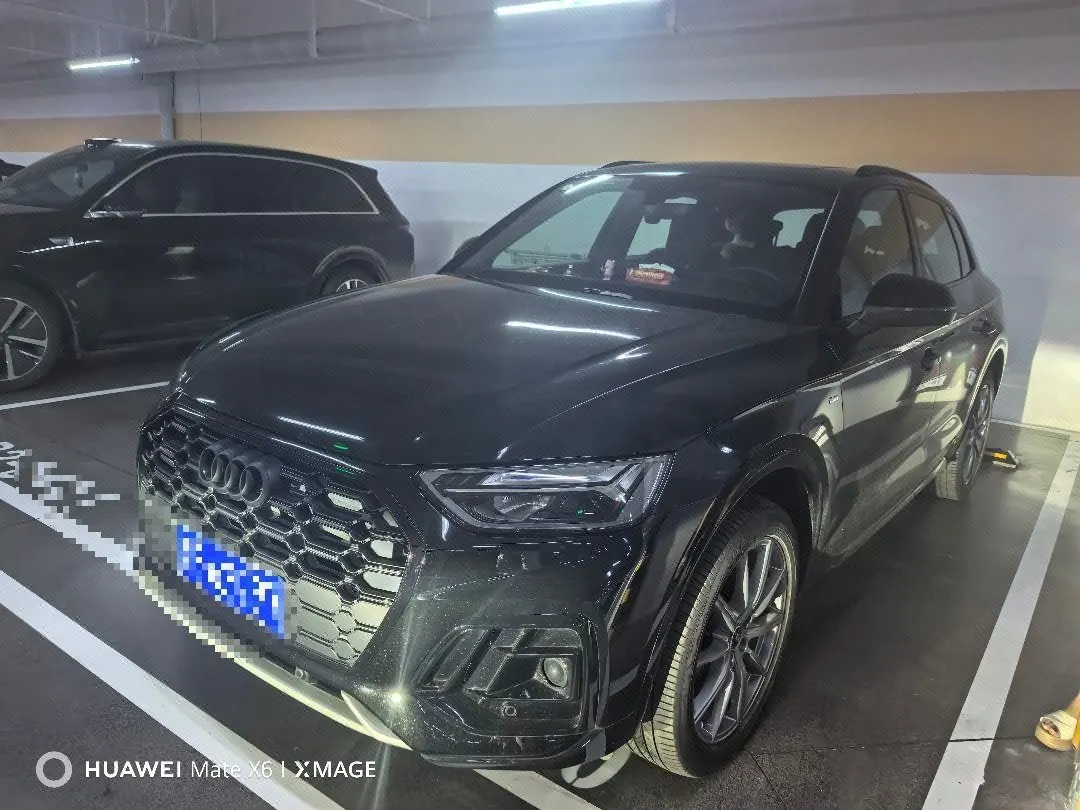 Open image lightbox: Audi 2025 Q5L 2.0TFSI 40TFSI luxury dynamic automatic