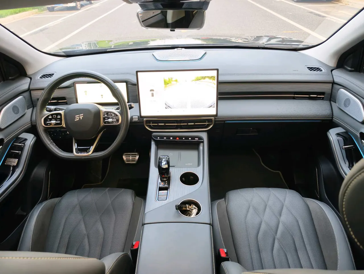 Jetour 2023 ShanHai L9 1.5TD Pro5 automatic gear 13