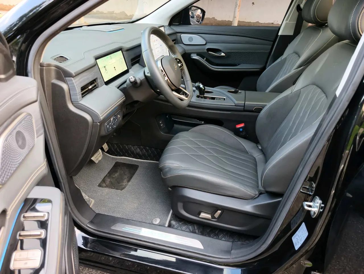 Jetour 2023 ShanHai L9 1.5TD Pro5 automatic gear 7