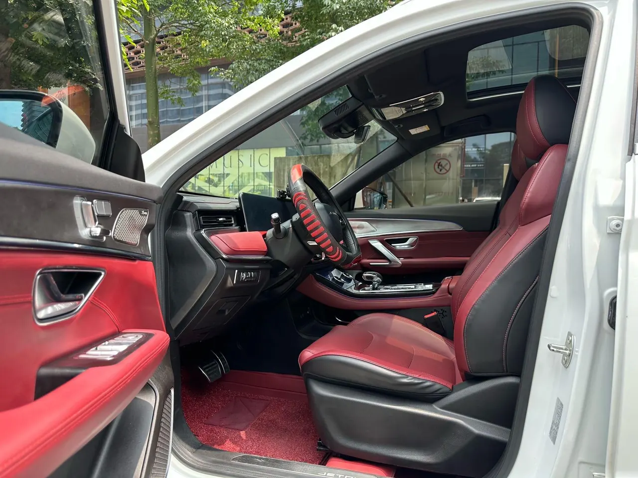 Jetour 2021 X70 PLUS 1.6T 5-seat automatic gear 3