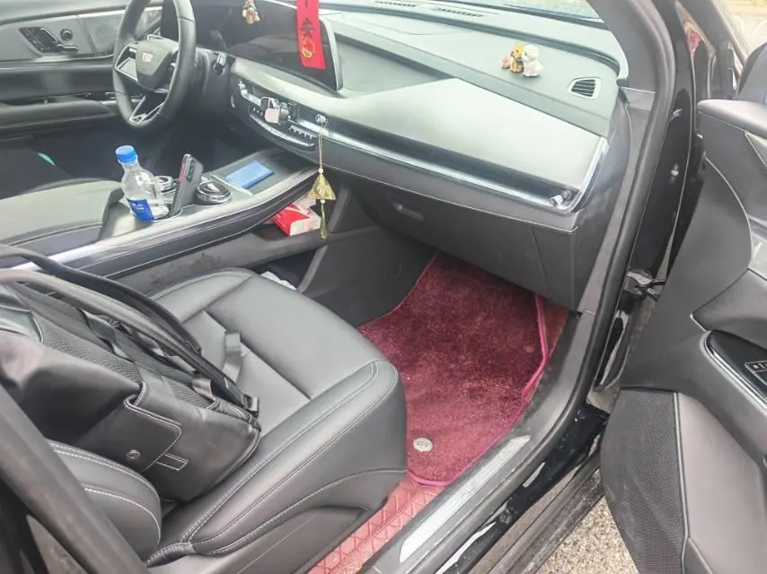 Cadillac 2026 XT5 48V 2.0T Luxury Automatic Gear 5