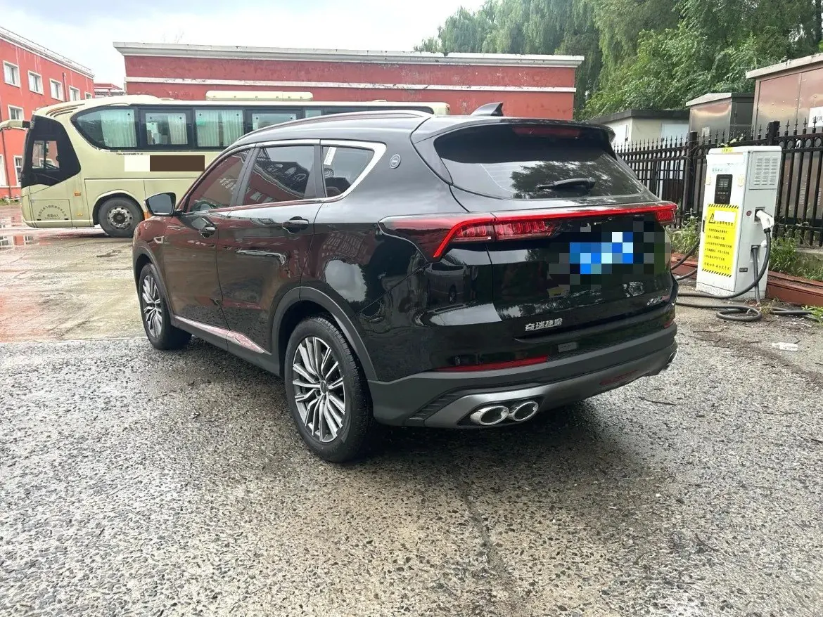 Jetour 2023 X70 PLUS 1.5T self-improvement PRO7 automatic gear 4
