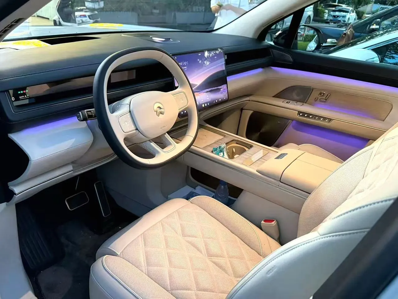 NIO 2026 ES8 6-seat executive deluxe automatic gear 5