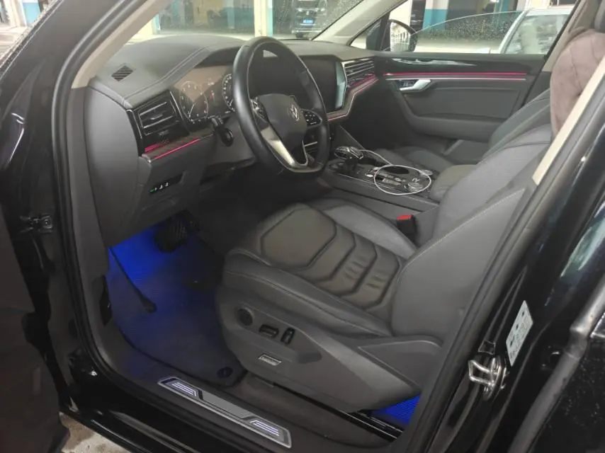 Volkswagen Touareg (Imported) 2021 Touareg 3.0TSI Sharp Edition Classic Sports Suit Automatic Gear 9