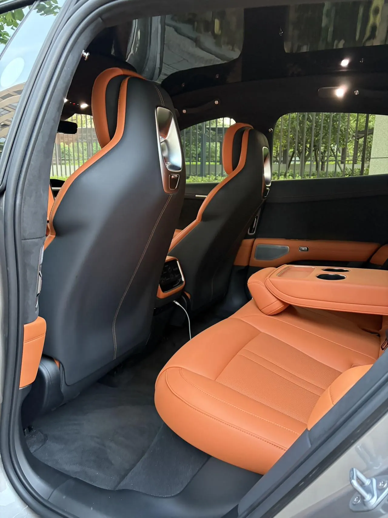MI 2025 YU7 Long Endurance High Performance Four-wheel Drive Max Edition Automatic Gear 3