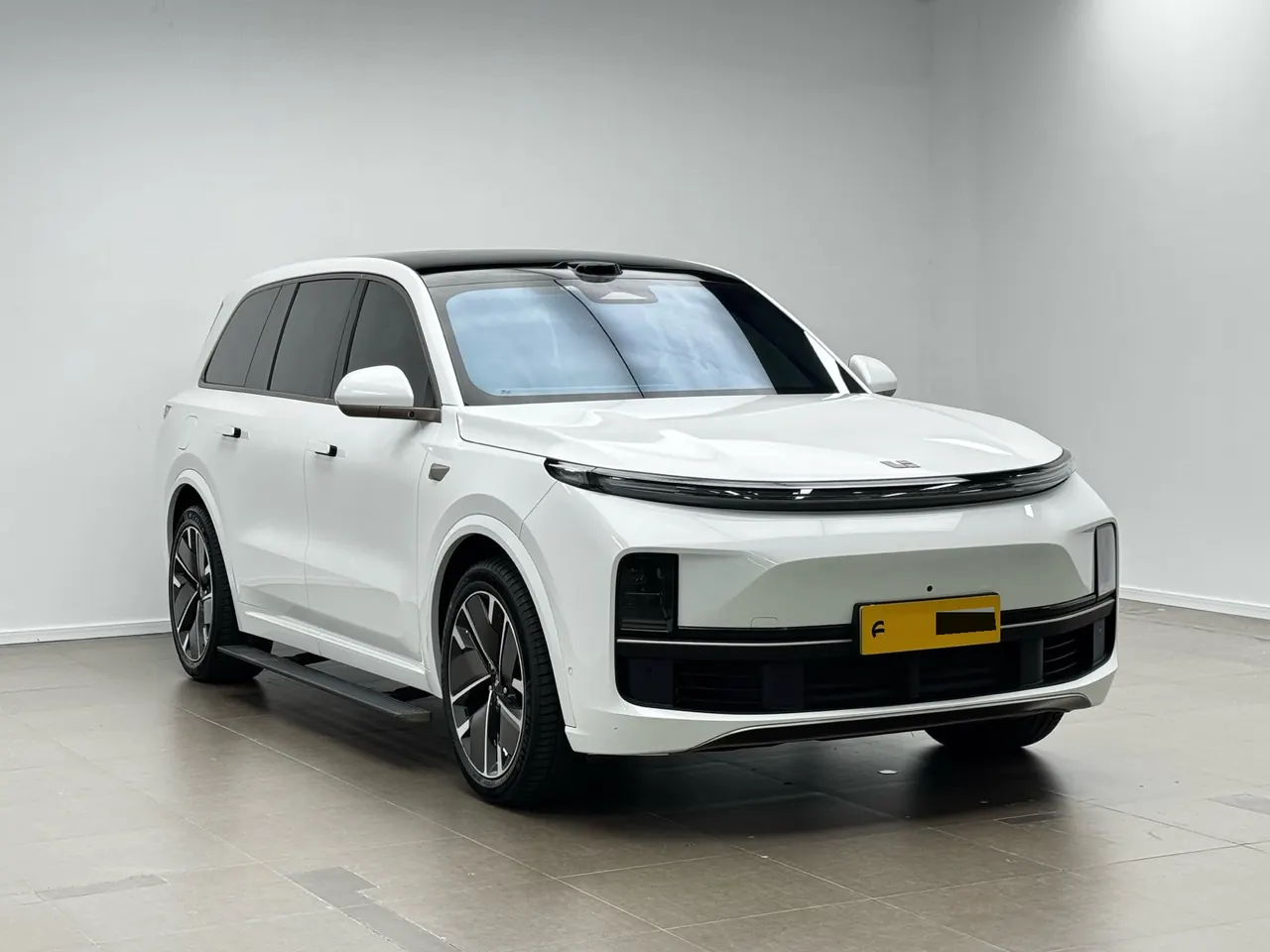Li 2025 L9 Ultra Smart Refresh Edition Automatic Transmission 3