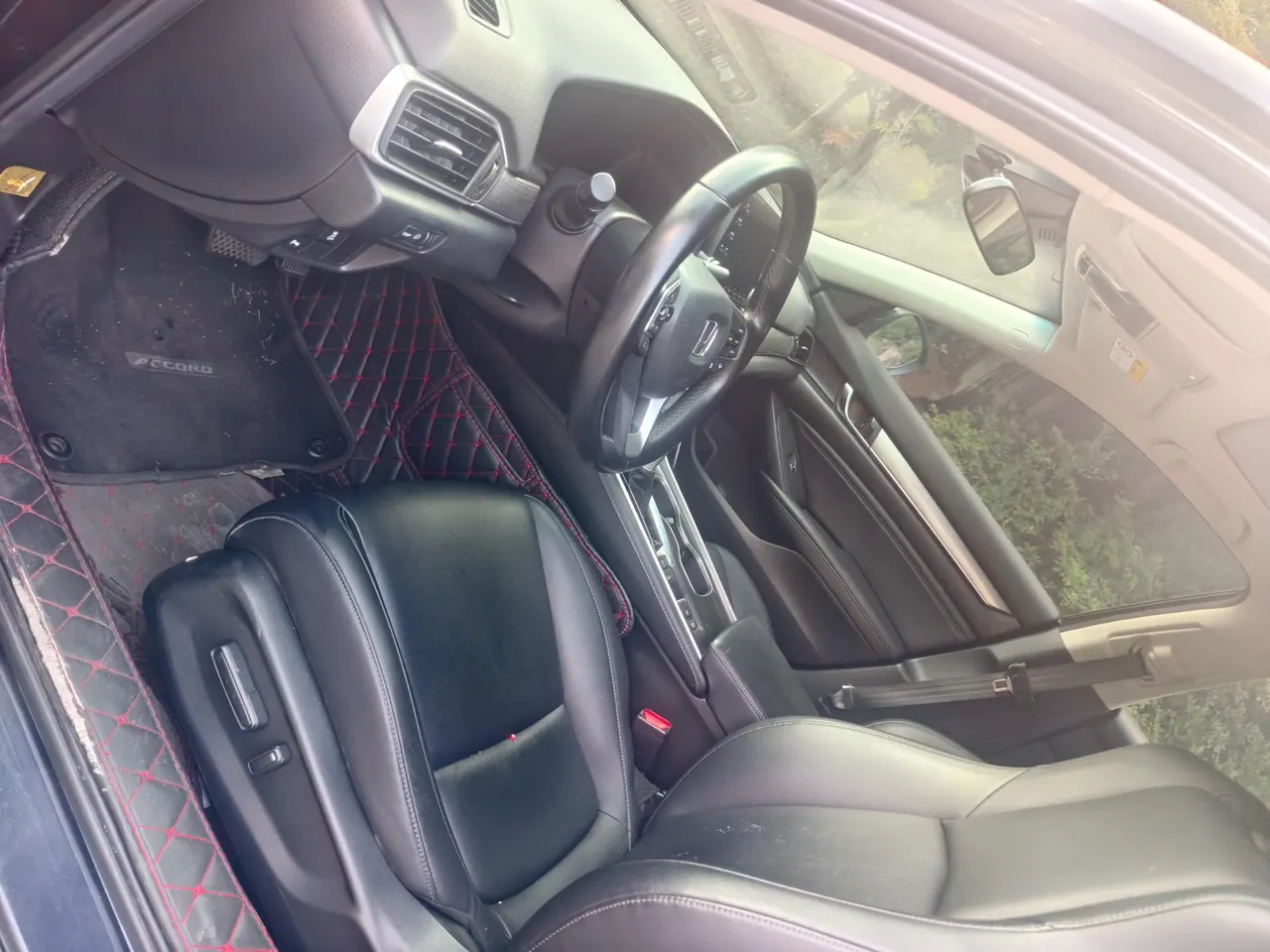 Honda 2021 10th Generation Accord 1.5T Stepless 260TURBO Luxury Star Limited Edition Automatic Gear 5