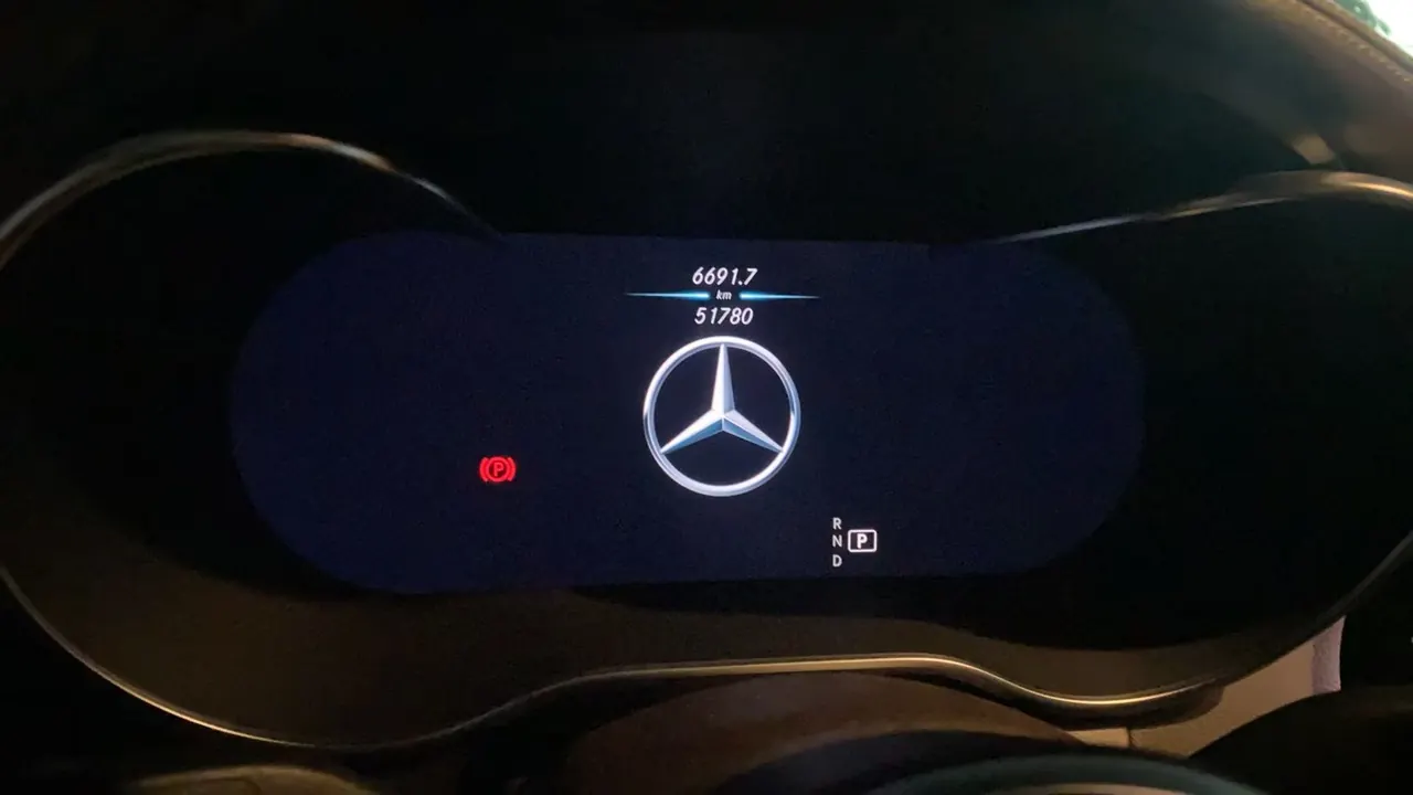 Mercedes Benz 2021 GLC 260 L 4MATIC 2.0T Dynamic Automatic 9