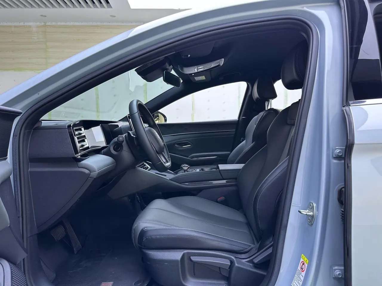 BYD 2025 Qin L DM-i 1.5 stepless smart driving version 80KM leading automatic gear 7