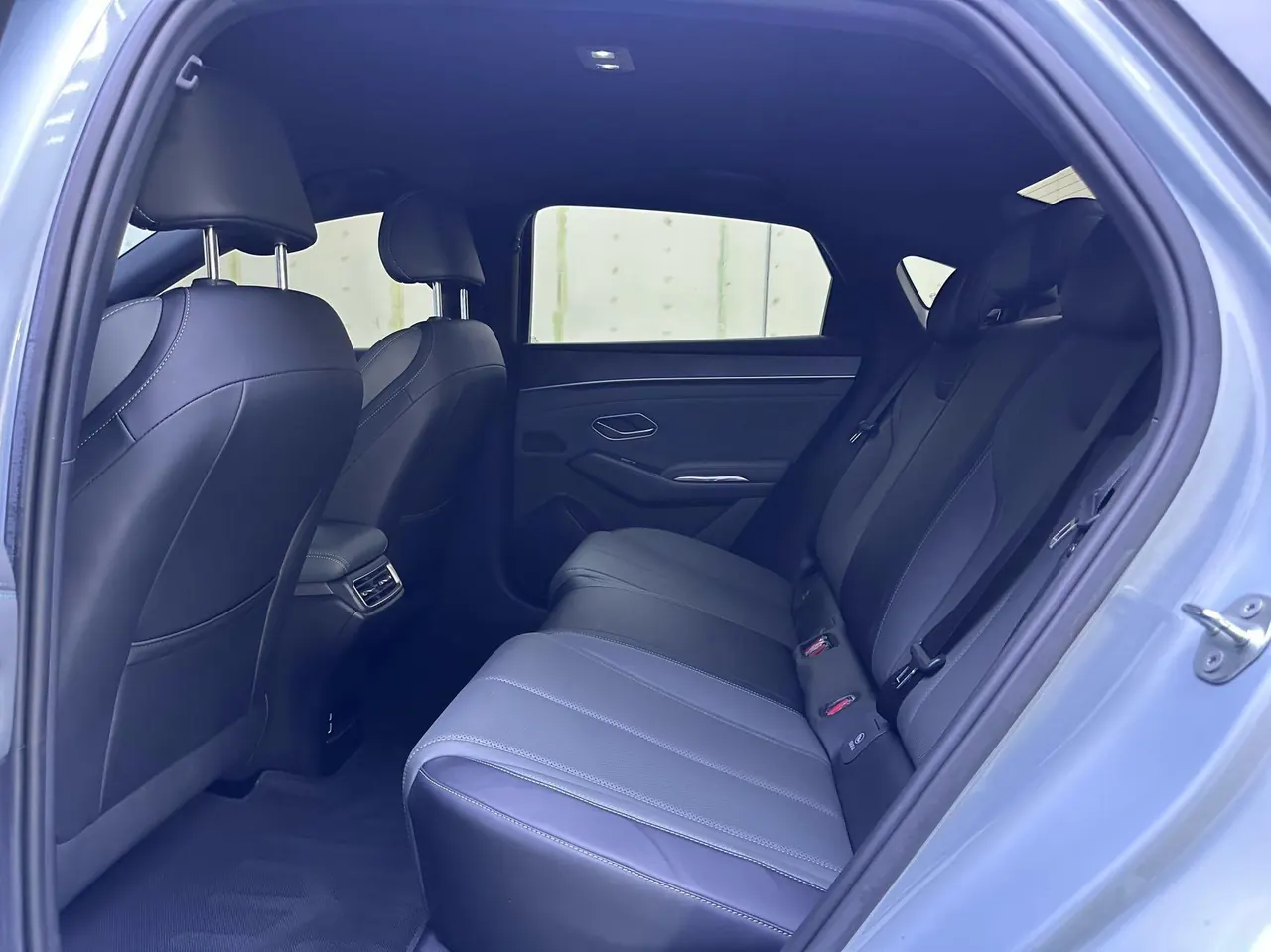 BYD 2025 Qin L DM-i 1.5 stepless smart driving version 80KM leading automatic gear 8