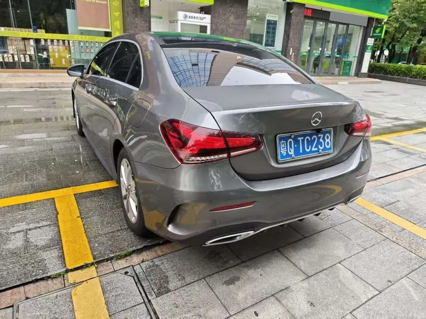 Mercedes Benz Class A 2021 A 200 L 1.3T Dynamic Automatic 5