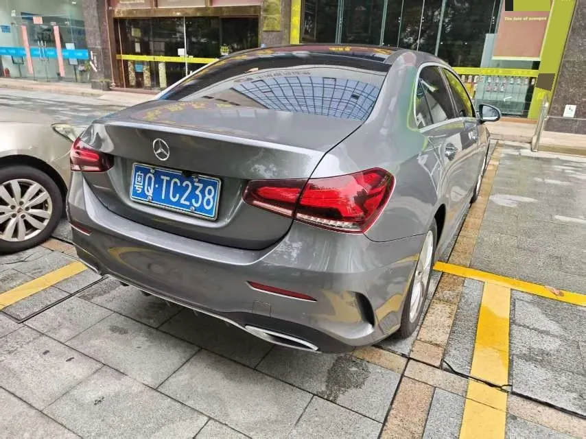 Mercedes Benz Class A 2021 A 200 L 1.3T Dynamic Automatic 6
