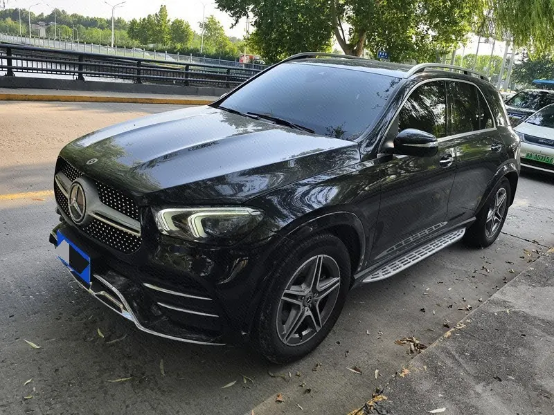 打开图片灯箱:Mercedes Benz GLE (Imported) 2021 GLE 450 4MATIC 48V 2.5T Fashion Automatic Gear