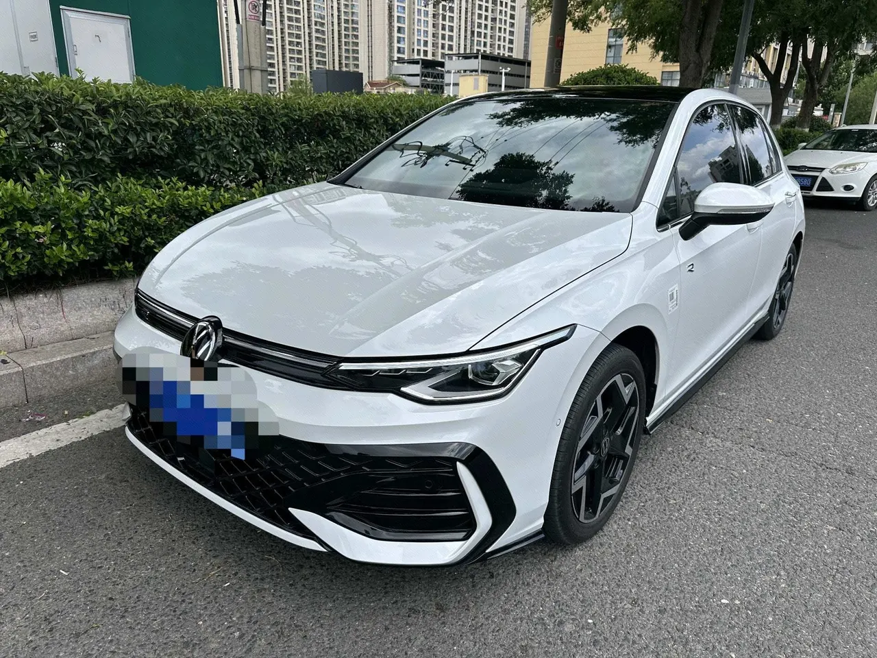Open image lightbox: Volkswagen 2026 Golf 8 R-Line 1.5TSI 300TSI Automatic