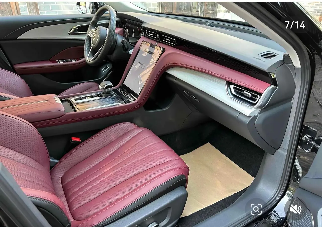 HongQi 2025 H5 1.5T Flag Rhyme 500000 Commemorative Automatic Gear 5
