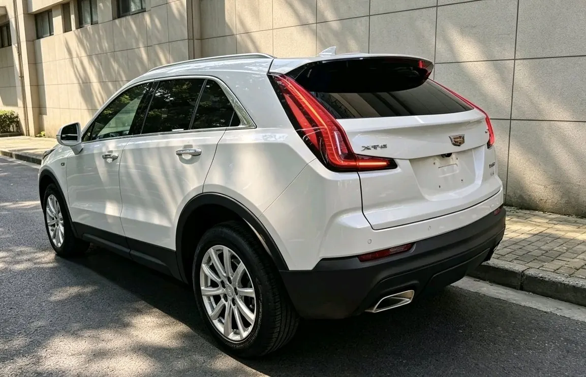 Cadillac 2021 XT4 2.0T 28T Two-Drive Technical Automatic Gear 5
