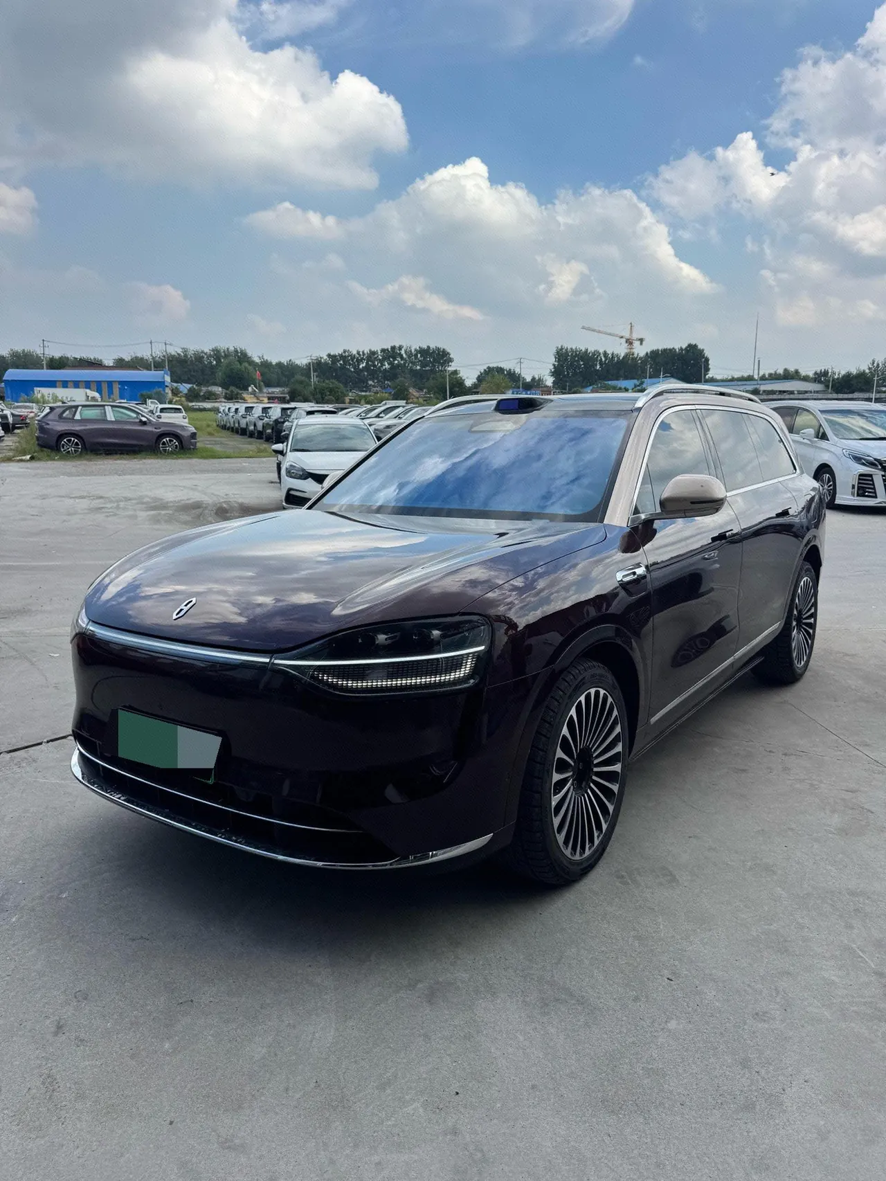 打开图片灯箱:AITO 2025 AITO M9 extended range Ultra version 52kWh5 seat version automatic gear