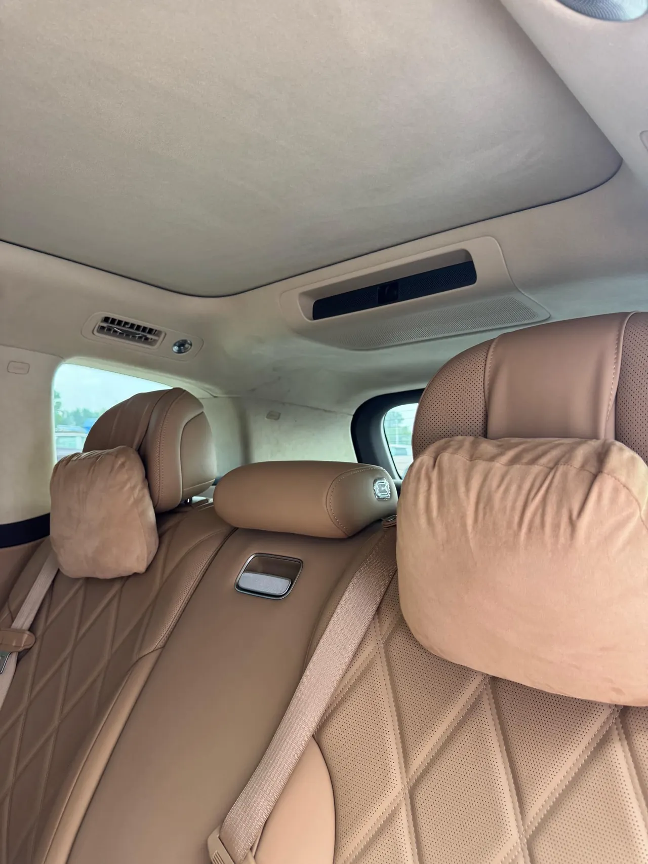 AITO 2025 AITO M9 extended range Ultra version 52kWh5 seat version automatic gear 5