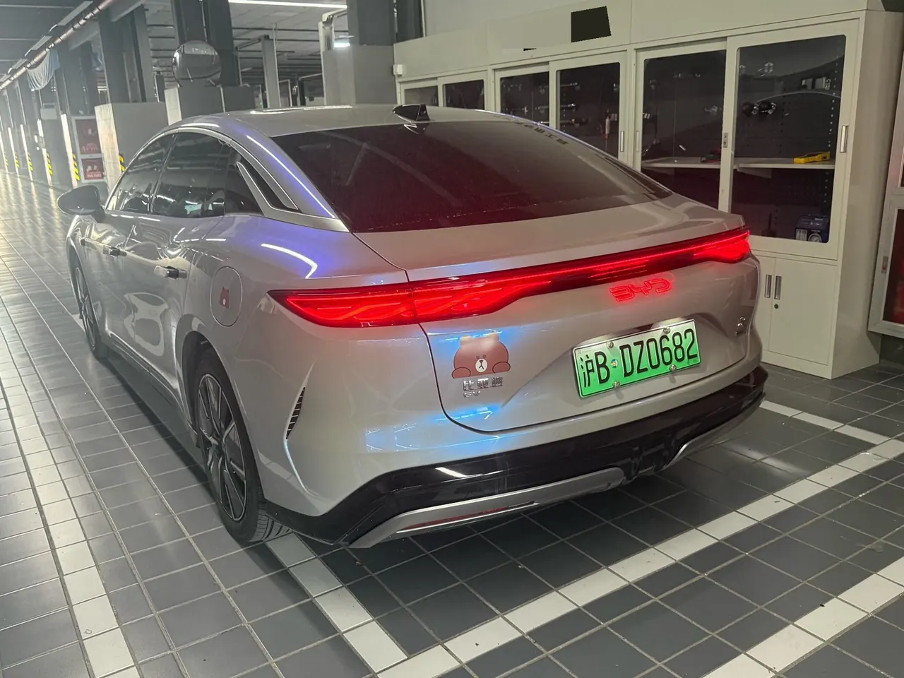 BYD 2025 Han L EV 701KM Laser Radar Flagship Automatic Gear 6