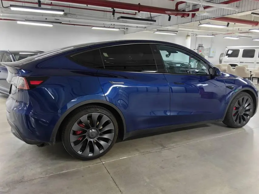 Tesla 2021 Model Y Performance high-performance all-wheel drive version automatic transmission 2