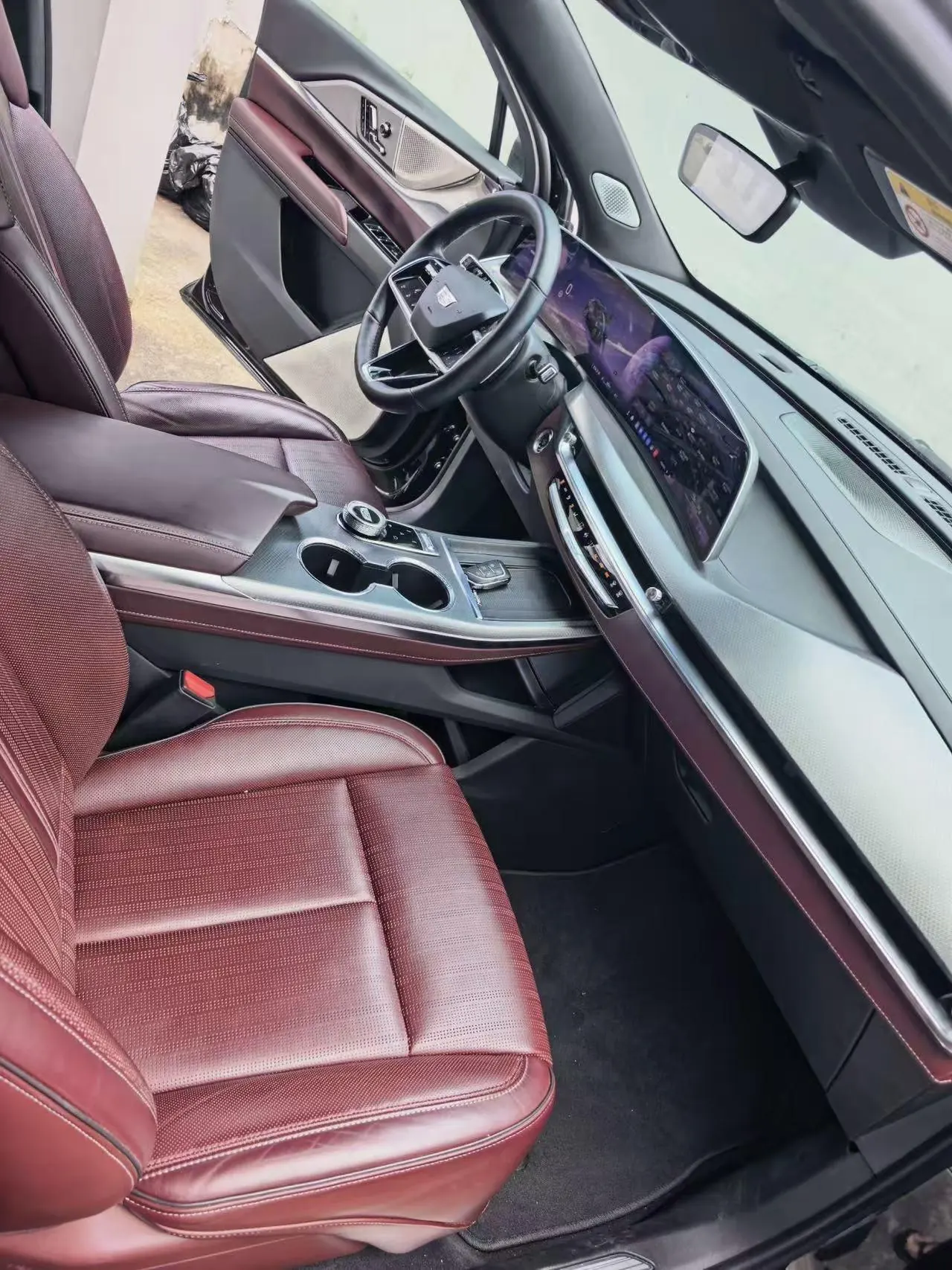 Cadillac 2025 XT5 48V 2.0T Platinum Automatic Gear 5