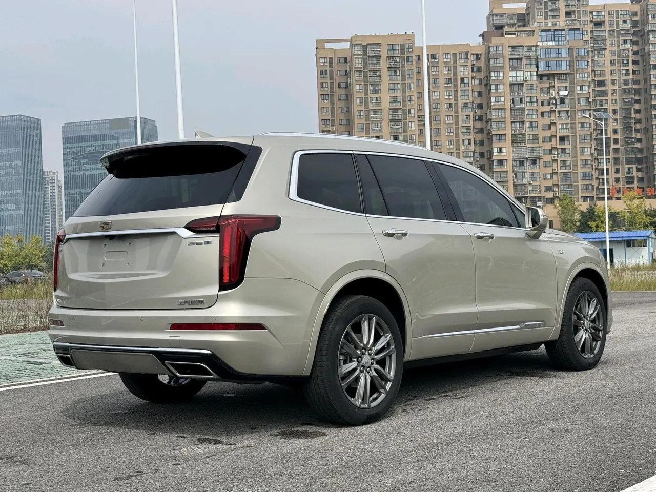 Cadillac 2021 XT6 2.0T 28T 6-seat four-wheel drive luxury automatic gear 7