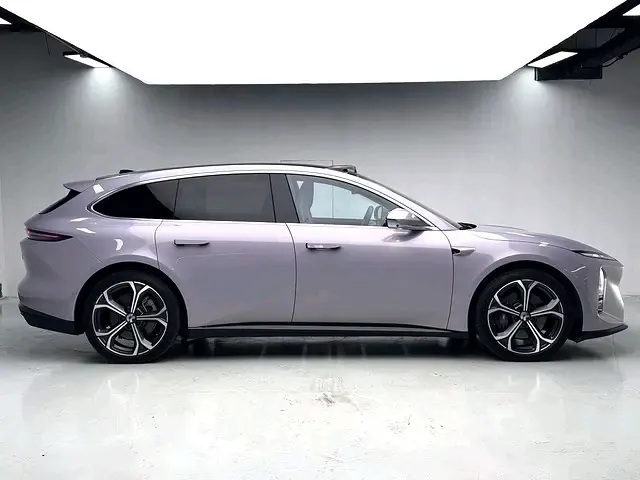 NIO 2025 ET5T 75kWh Touring automatic 3
