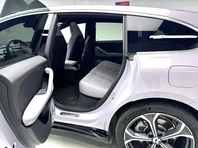 NIO 2025 ET5T 75kWh Touring automatic 7