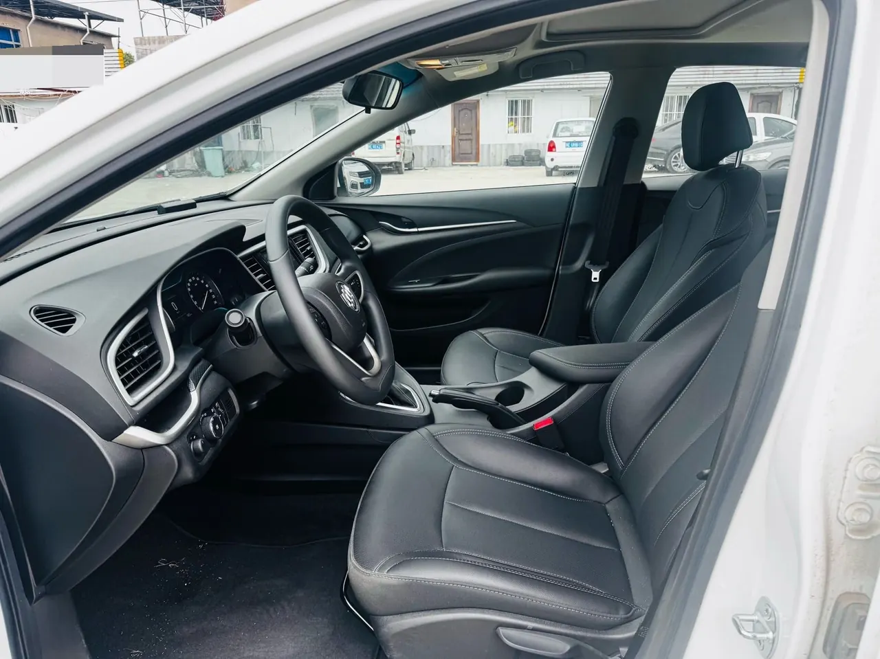 Buick 2021 Yinglang 1.5 Model Elite (Modified) Automatic Gear 3