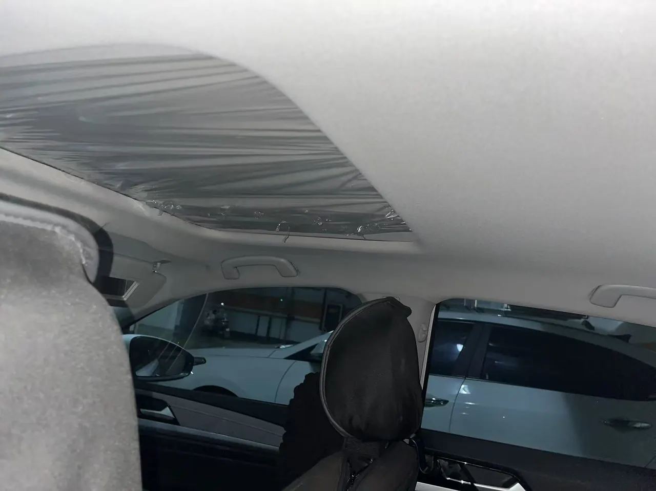 Volkswagen 2023 LaVida 1.5 Star 5 Million Edition Automatic Gear 5