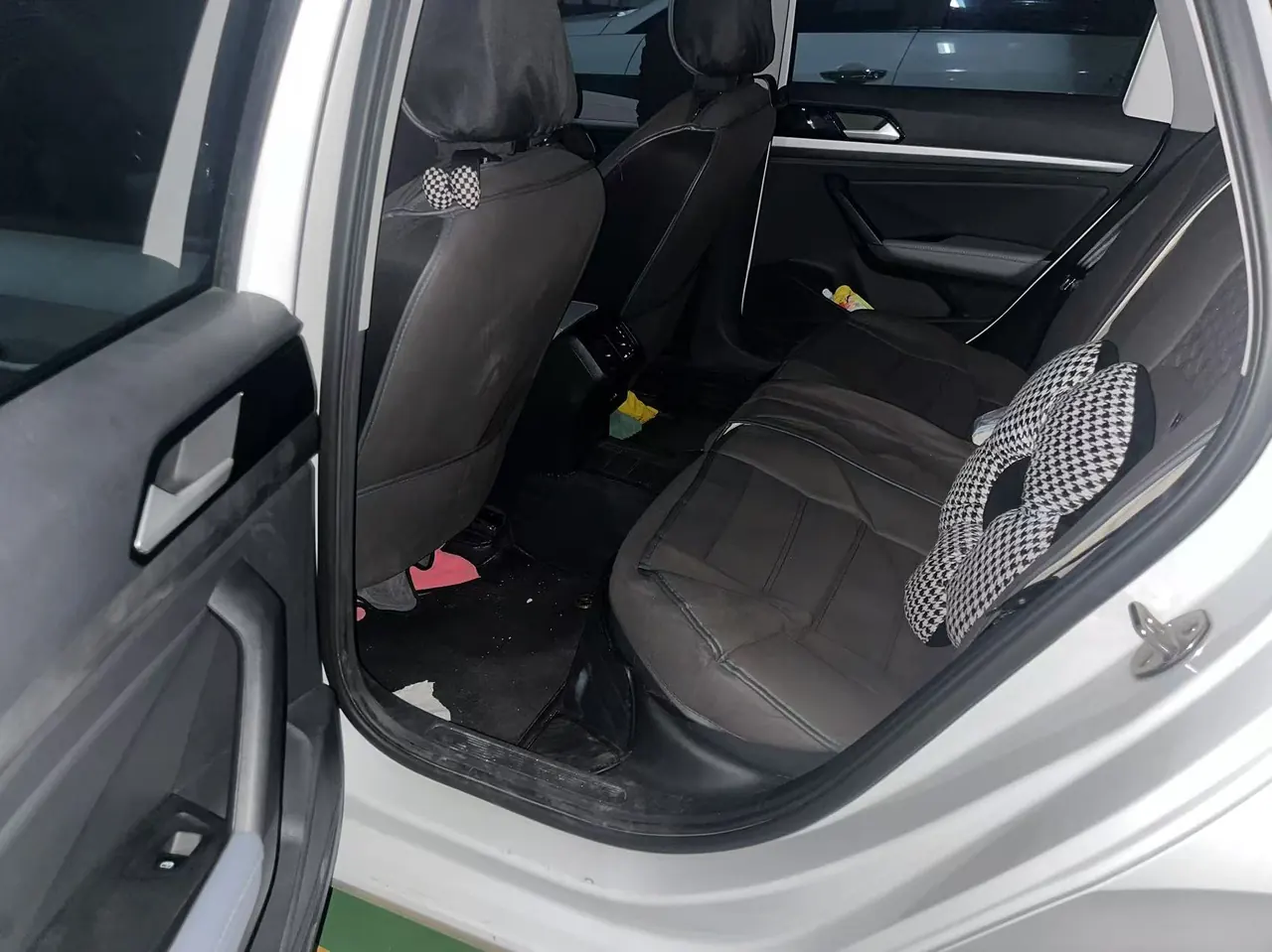 Volkswagen 2023 LaVida 1.5 Star 5 Million Edition Automatic Gear 6
