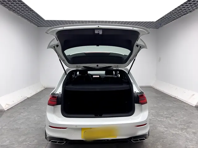 Volkswagen 2023 Golf 8 R-Line 1.4TSI 280TSI (Modified) Automatic Gear 12
