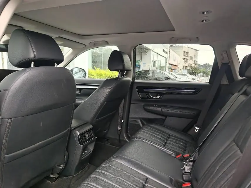 Honda 2023 Hao Ying 1.5T Stepless 240TURBO Four-wheel Drive Premium Edition 5-seat Automatic Gear 4