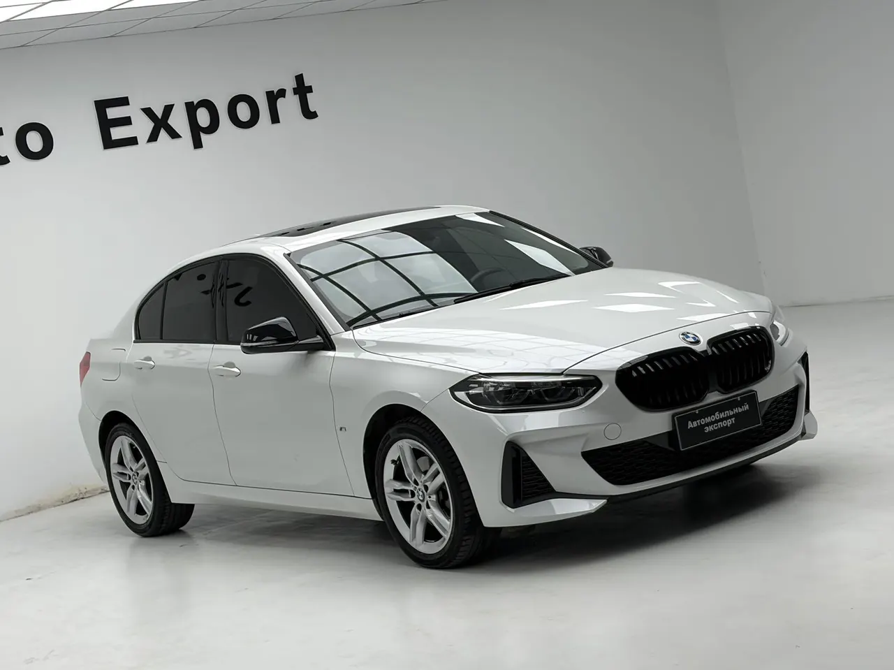 BMW 1 Series 2021 120i 1.5T M Sports Obsidian Night Edition Automatic Gear 3