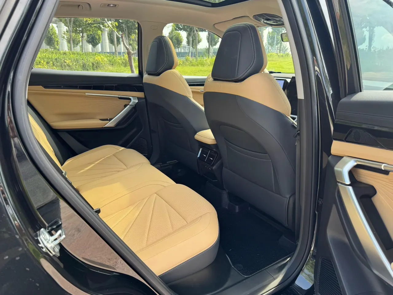Geely 2023 Boyue L 1.5TD Honorable Automatic Transmission 13
