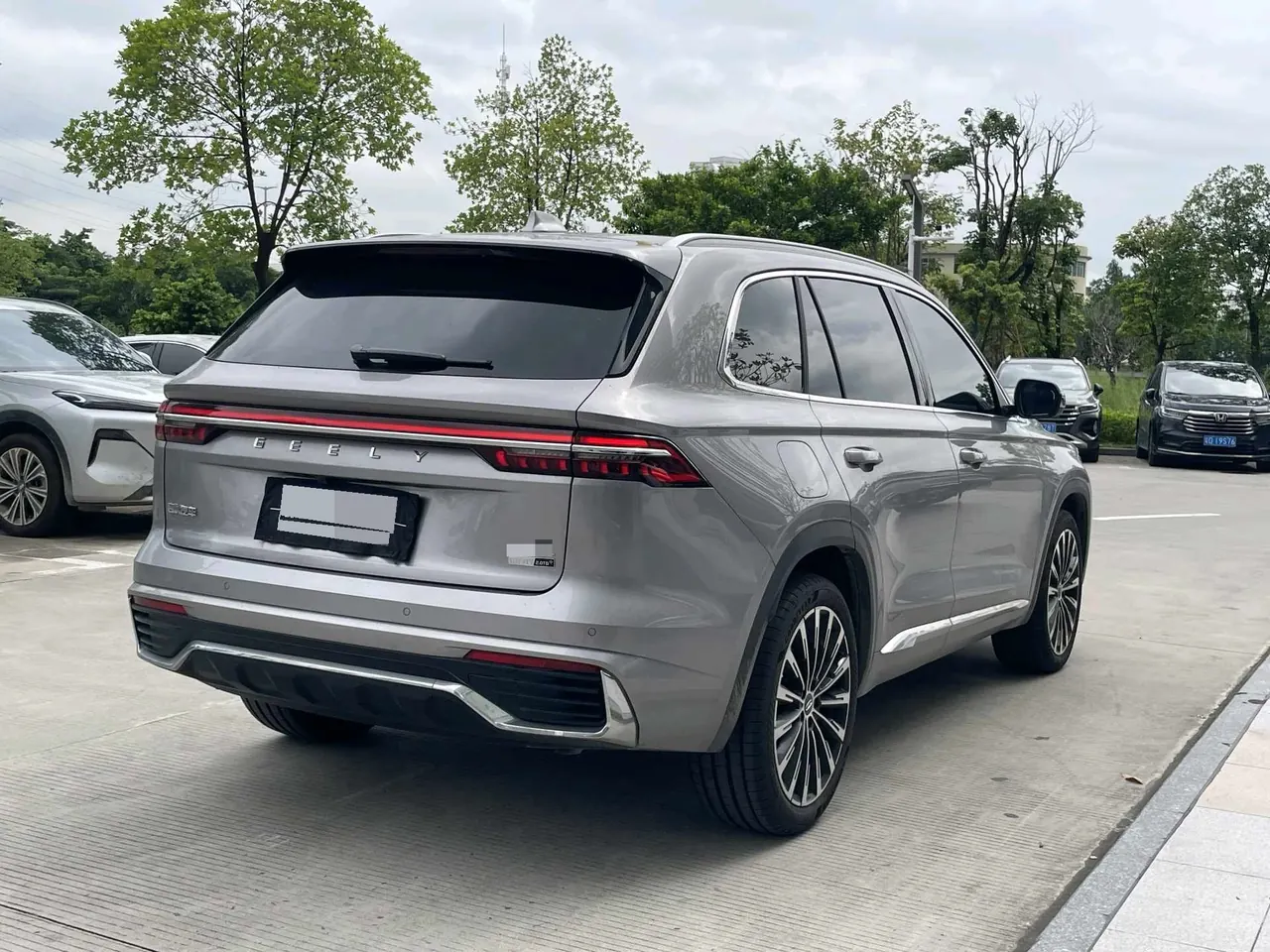 Geely 2026 XingyueL (Monjaro) 2.0TD Oriental Obsidian Star Edition Automatic Gear 7