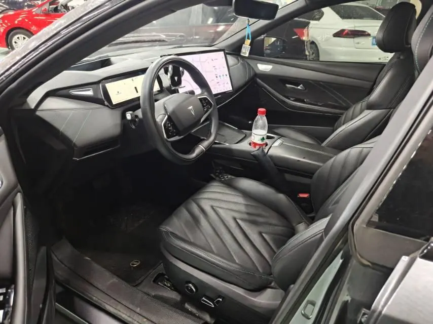 ChangAn Deepal 2023 SL 03 200Max Range-extended Automatic Gear 2