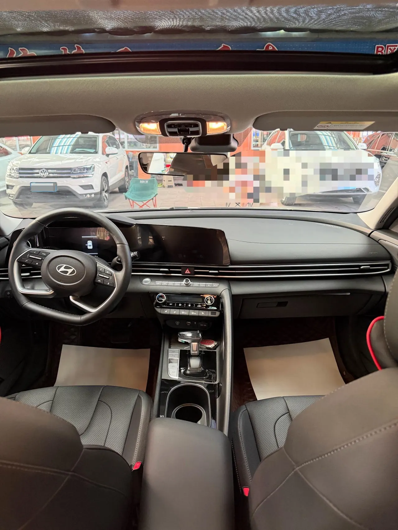 Hyundai 2023 Elantra -3-compartment 1.5 stepless LUX premium automatic gear 15