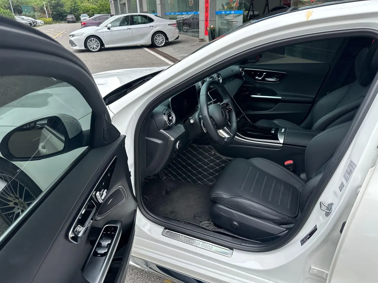 Mercedes Benz Class C 2023 C 260 L 48V 1.5T Sports Edition (Modified 2) Automatic Gear 2