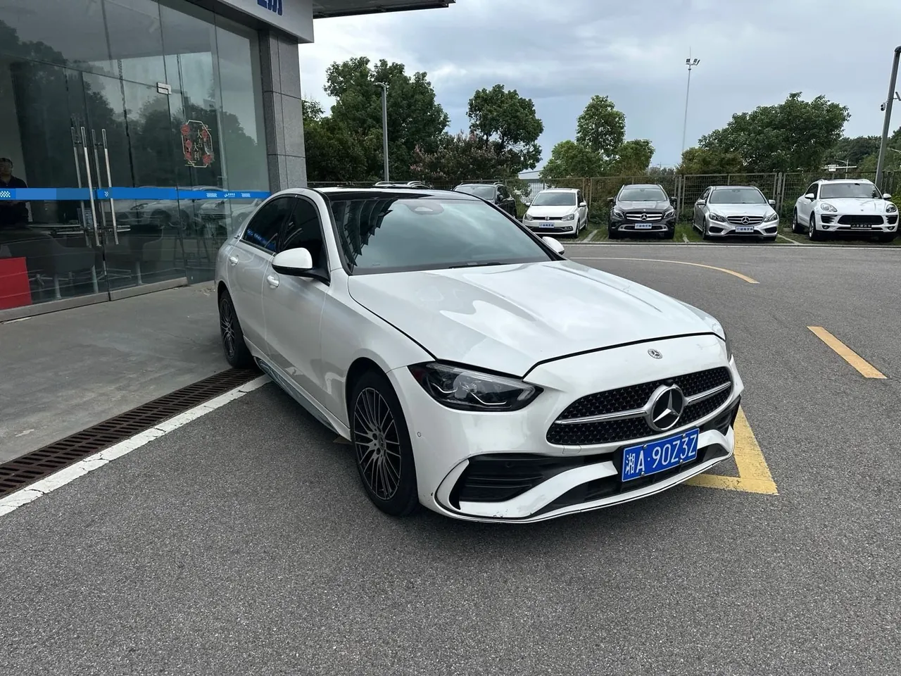 Mercedes Benz Class C 2023 C 260 L 48V 1.5T Sports Edition (Modified 2) Automatic Gear 6
