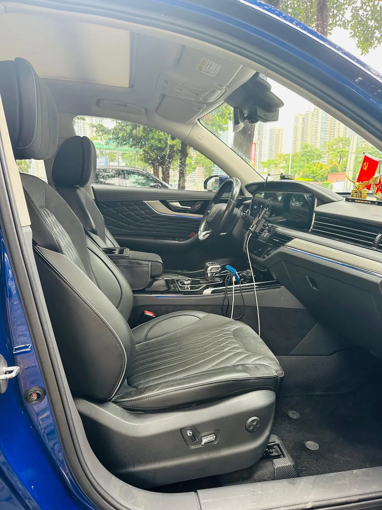 HongQi 2022 HS5 2.0T Zhilian Flag Edition Automatic Gear 7