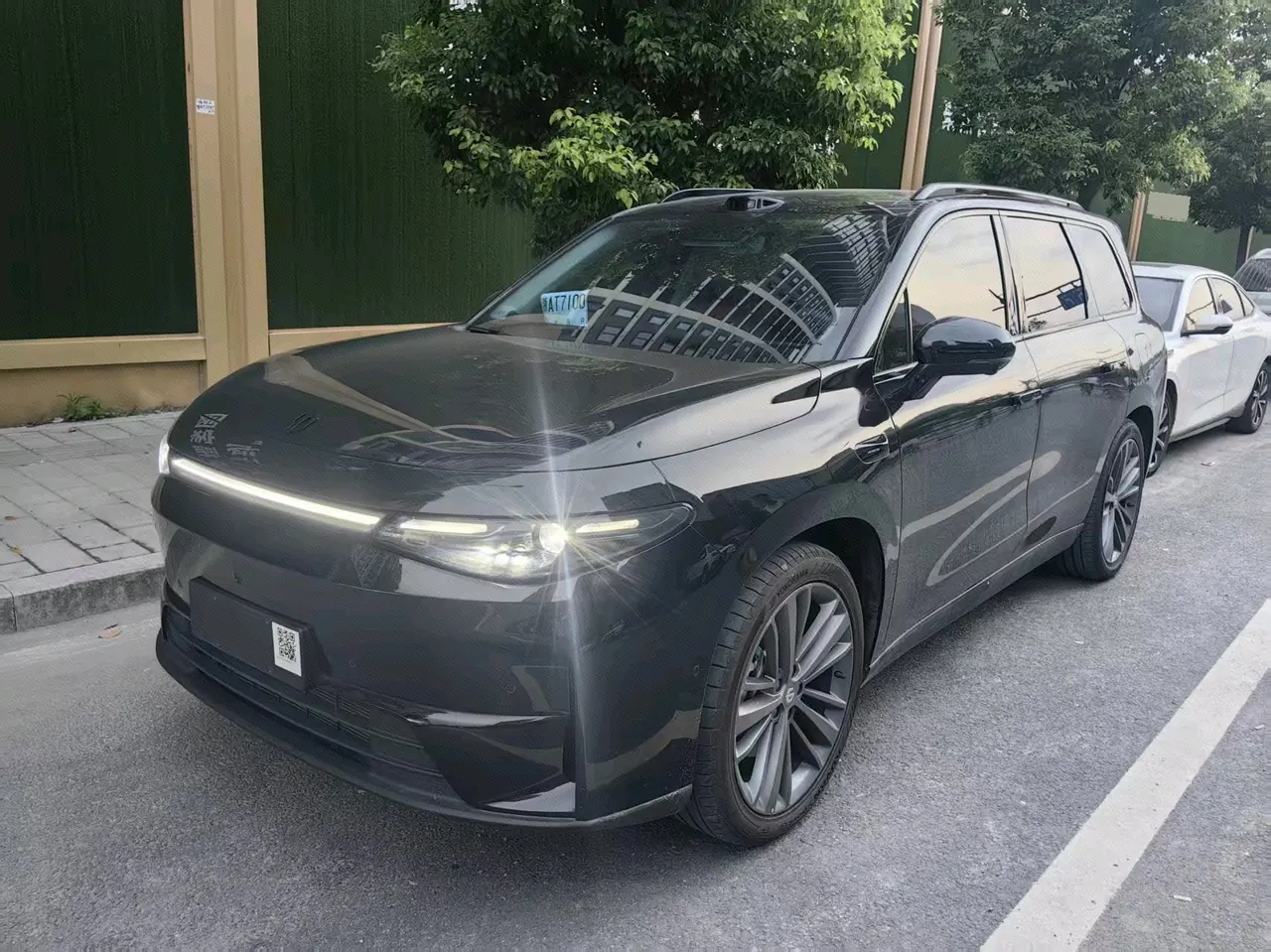 打开图片灯箱:Leapmotor 2026 C 16 280 Laser Radar Zhizun Edition 5-seat Automatic Gear