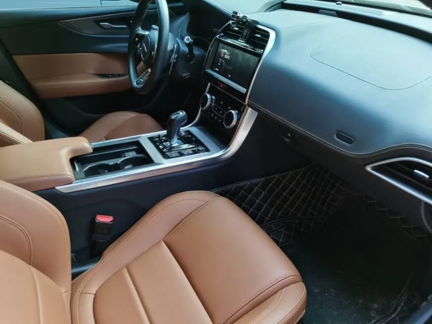 Jaguar 2022 XEL 2.0T 250PS R-DYNAMIC S Enterprising Sports Edition Automatic Gear 5