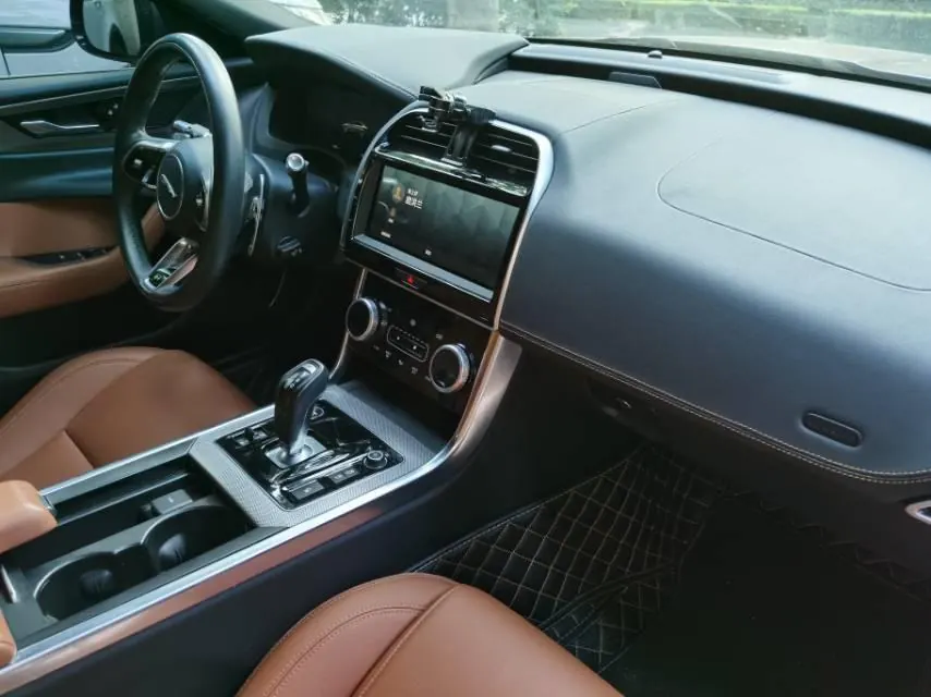 Jaguar 2022 XEL 2.0T 250PS R-DYNAMIC S Enterprising Sports Edition Automatic Gear 6