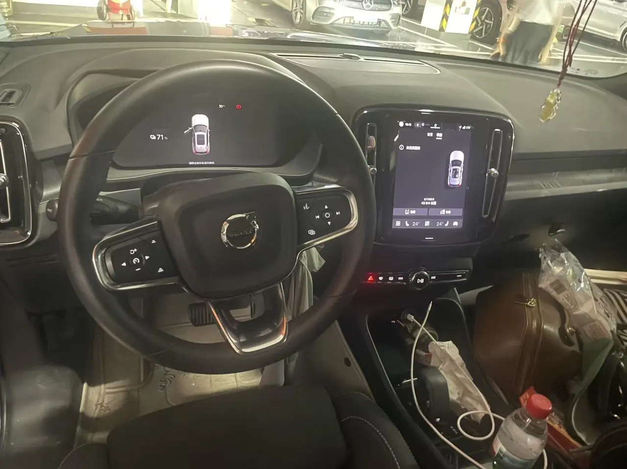 Volvo XC40 New Energy 2023 XC40 RECHARGE Four-wheel Drive High Performance Edition Automatic Gear 3