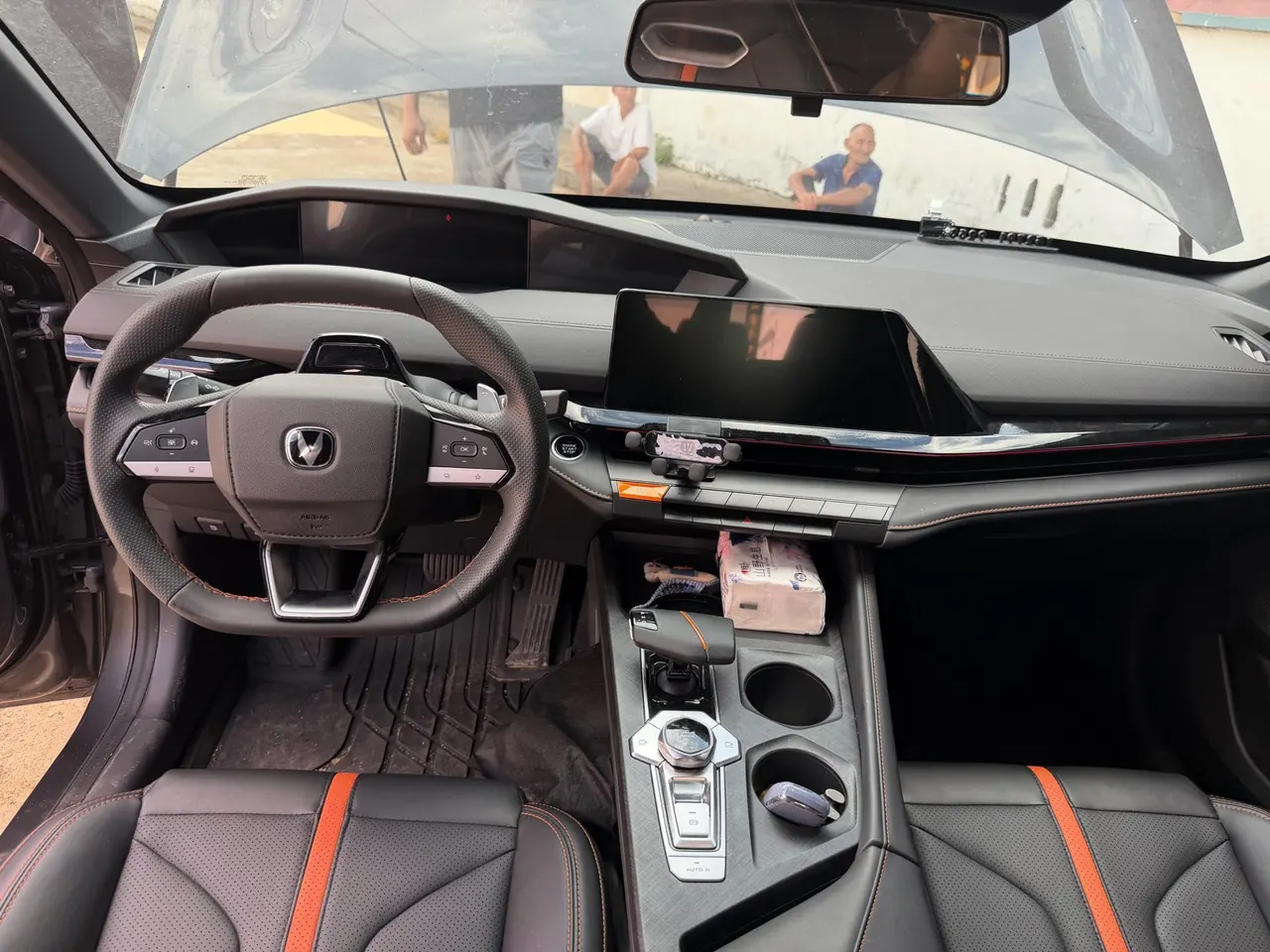 ChangAn 2024 UNI-V 1.5T Distinguished Sports Automatic 6