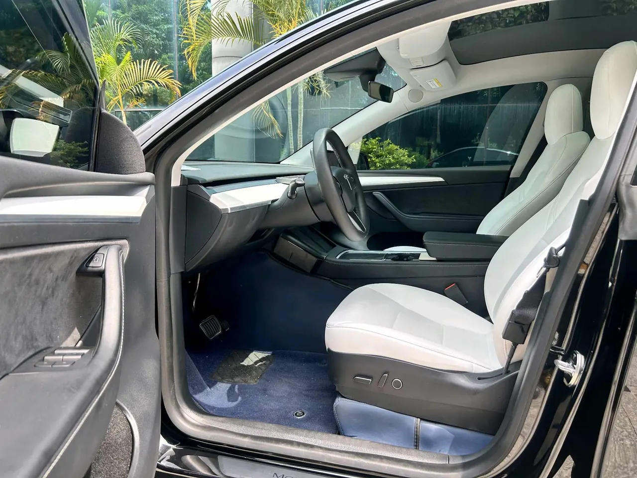 Tesla 2022 Model Y rear-wheel drive version automatic transmission 4