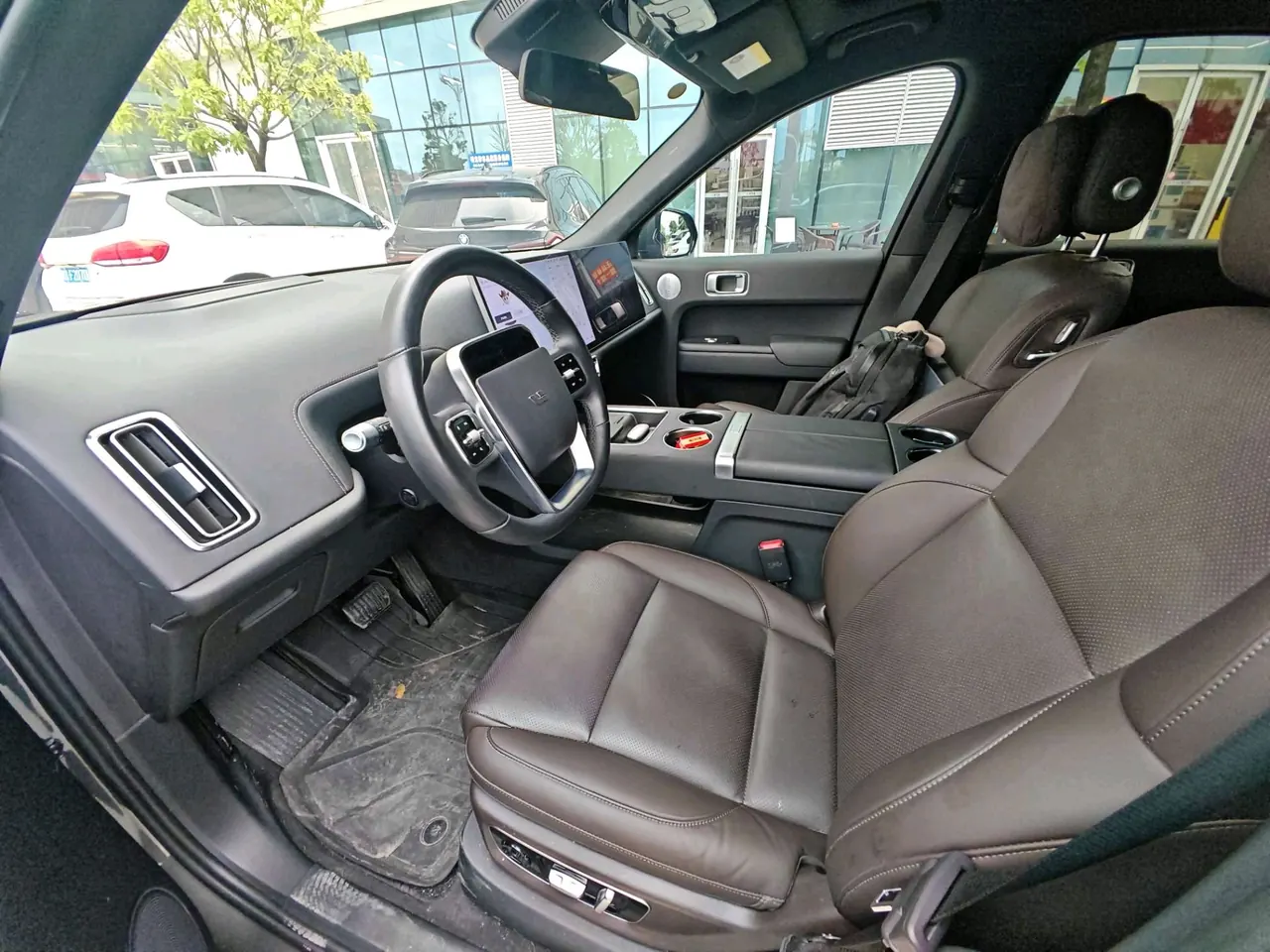 Li 2023 L8 Pro automatic gear 6